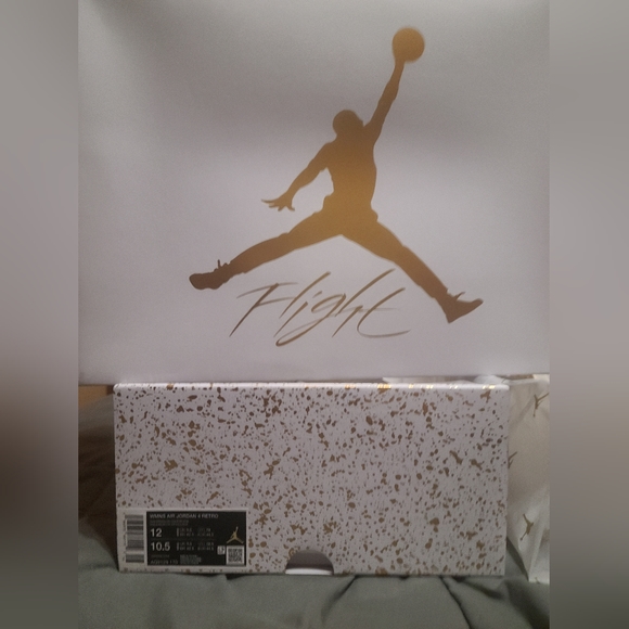 SOLD: Jordan 4 White/Metallic Gold Size 12 Wmn's/ 10.5 Men's IN HAND SHIP ASAP!! - Picture 10 of 16